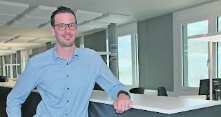 Gelungener Einstand. Damian Zumstein, Direktor des EW Goms, ist mit dem Start der WALY.-Produkte &laquo;sehr zufrieden&raquo;.  