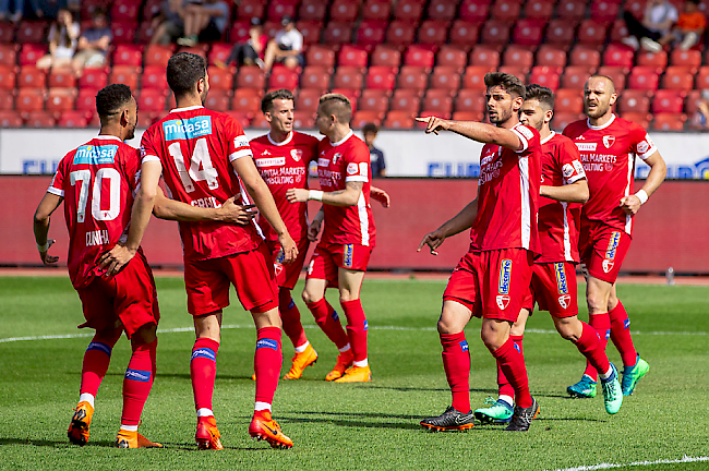 Drunter und drüber. Der FC Sitten und der FC Zürich lieferten am Sonntag ein torreiches Spektakel. Die Partie endete 3:3.