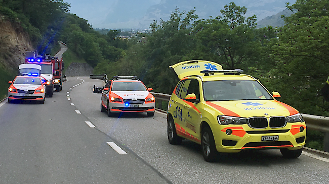 Am Mittwochabend kam es auf der Hauptstrasse zwischen Vex und Sitten zu einem tragischen Unfall.