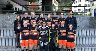 Die Damen des UHC Naters-Brig steigen in die 1. Liga auf.