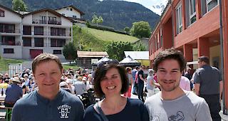 Heinz (54), Christine (52) und Jan (18) Zimmermann aus Naters.