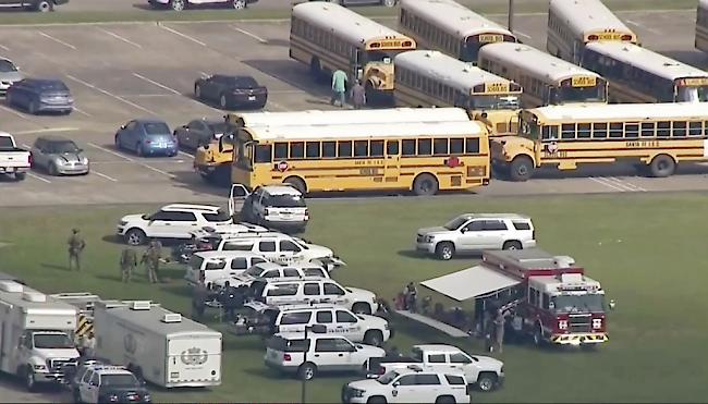 Schüsse an einer Schule in Texas.
