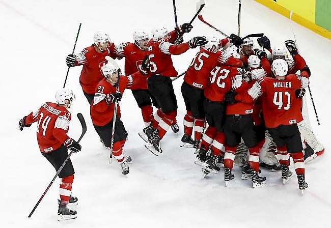 Sensationell, die Schweiz schlägt im Halbfinale Kanada und spielt gegen Schweden um WM-Gold.