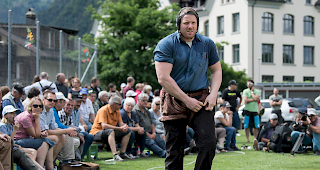 Entschlossen. Schwingerk&ouml;nig Matthias Glarner will am n&auml;chsten Sonntag am Berner Oberl&auml;ndischen Fest an der Lenk sein erstes Kranzfest nach dem Gondelunfall bestreiten.