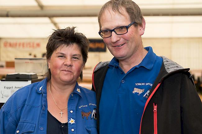 Hildy (55) und Damian Arnold (54), Simplon-Dorf.