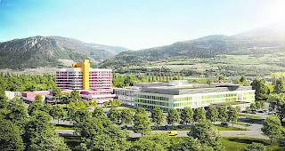 Spitalzentrum Sitten. Im Modell zeigt sich der dem bestehenden Rundbau vorgelagerte Erweiterungsbau. 