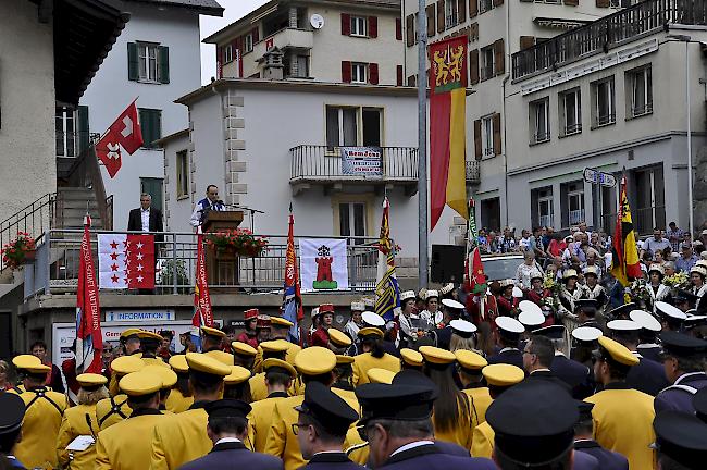 Embs Gemeindepräsident Stefan Lorenz während seiner Ansprache. 