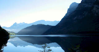 Am Dienstagmorgen ist die Leiche eines Mannes aus dem Kl&ouml;ntalersee im Kanton Glarus geborgen worden.