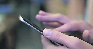 &Uuml;berf&uuml;hrt. Ein Foto des Diebes landete auf dem iCloud-Konto der Bestohlenen. 