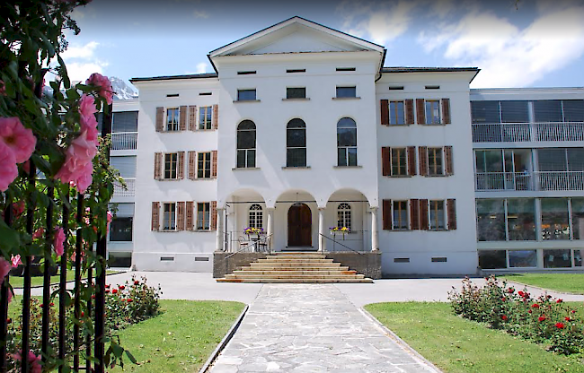 Das St. Josefheim in Susten ist von seiner Struktur her im Kanton einmalig. Es beherbergt ein Alters- und Pflegeheim ebenso wie ein Heim für Menschen mit physischen und psychischen Beeinträchtigungen.