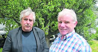 Zeitlosigkeit. Regisseur Willy-Franz Kurth (links) und Autor Arnold Steiner sind sich einig: Zeitlosigkeit ist bei &laquo;Der letzte Sander von Oberried&raquo; angesagt. 