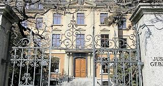 Am Kantonsgericht bleiben immer mehr F&auml;lle liegen.