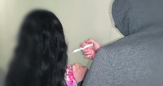 Tatwerkzeug. Mit einer Spritze mit einem Cocktail aus Antibiotikum und An&auml;sthesiemitteln wollte ein junger Bursche das Kind seiner Freundin abtreiben. 