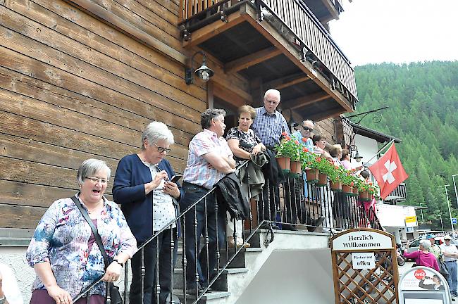 Impressionen des 77. Oberwalliser Tambouren- und Pfeiferfests in Saas-Balen.