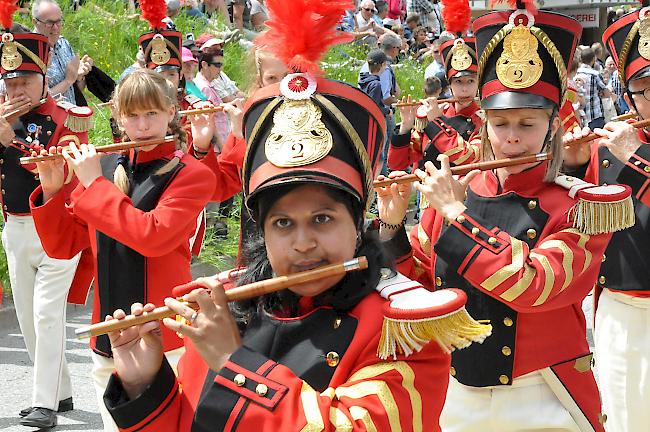 Impressionen des 77. Oberwalliser Tambouren- und Pfeiferfests in Saas-Balen.