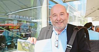 Der Initiant. Projektleiter Christoph Ott hat bereits 2010 ein erstes Visionspapier f&uuml;r einen Energiepark im Goms ausgearbeitet.