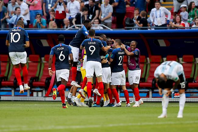 Spektakel pur. Der erste Viertelfinalist an der WM 2018 in Russland heisst Frankreich. Die «Equipe Tricolore» gewann gegen Argentinien in einer packenden Partie mit 4:3.