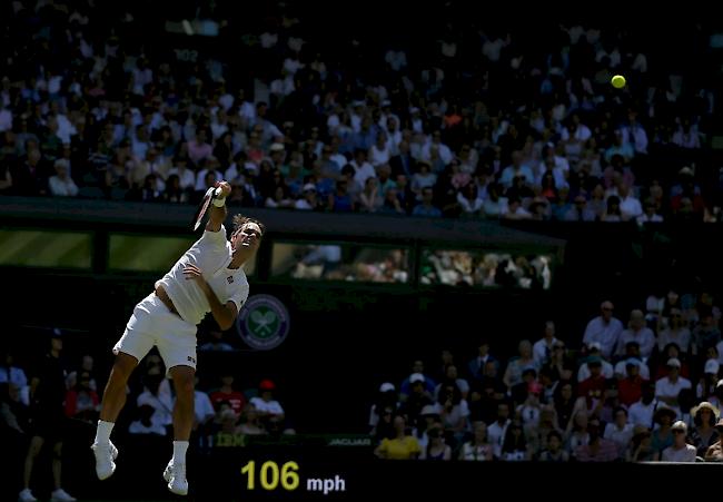 Stark. Roger Federer hat in Wimbledon souverän den Einzug in die zweite Runde geschafft.
