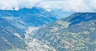 Noch viel Arbeit. Die Gemeinden m&uuml;ssen jetzt das Siedlungsgebiet festlegen. Bis 2026 muss der revidierte Zonennutzungsplan vorliegen.Foto wb