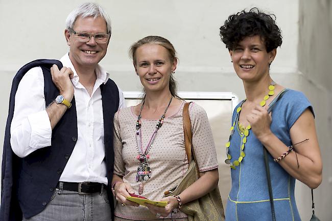 Roger Tschopp (53) und Gabriella Pacozzi (48), Brig, Marceline Berchtold (46), Visperterminen.