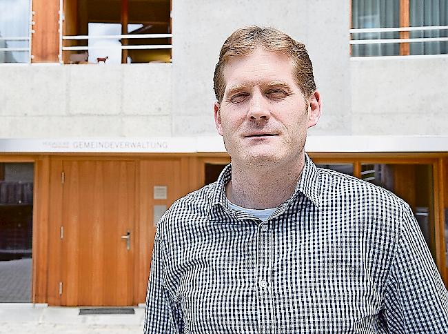 Gemeindepräsident Rainer Studer will Parkwächter für Visperterminen.