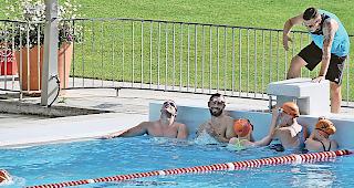 Roman Lochmatter, Trainer der Wettkampfgruppe, gibt w&auml;hrend des Trainings Anweisungen.