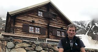 Yann Roulet ist H&uuml;ttenwart in der Bietschhornh&uuml;tte.