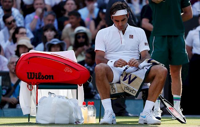Titelverteidiger Roger Federer ist in Wimbledon im Viertelfinal gescheitert.