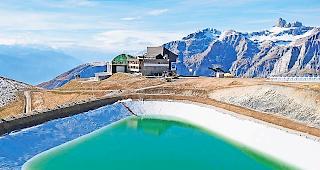 Schmelzwasser. Seit Freitag wird wieder Wasser in den Speichersee eingelassen.Foto zvg