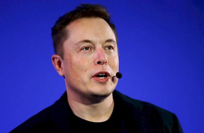 Höhlendrama. Tesla-Chef Musk beschimpft Rettungstaucher nach Kritik an Mini-U-Boot als «Pädophilen».