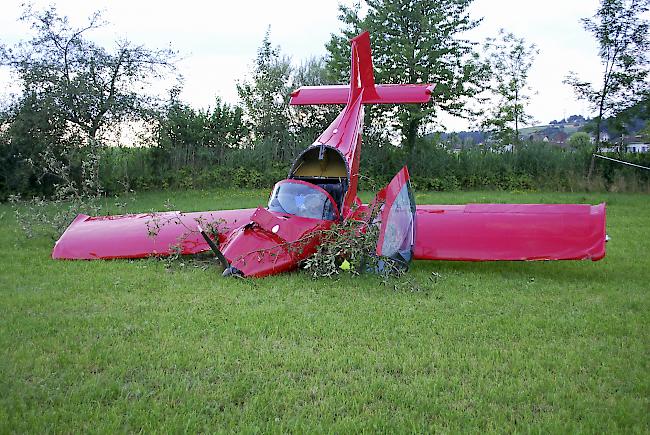 Leichtflugzeuge oder Helikopter. Im vergangenen Jahr kamen in der Schweiz 18 Personen bei Flugunfällen ums Leben. Dies zeigt der Jahresbericht 2017 der Sicherheitsuntersuchungsstelle. (Symbolbild)