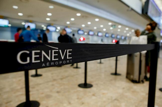 Der Betrieb am Flughafen Genf hat sich im Verlauf des Samstags wieder normalisiert.