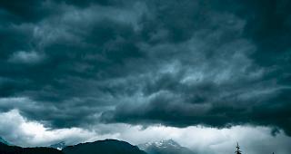 Schauer. Die kurzeitigen Niederschl&auml;ge vom Wochenende konnten die Trockenheit kaum mindern. Und eine neue Hitzewelle k&uuml;ndigt sich bereits an.