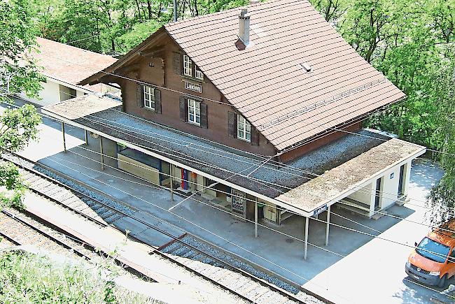 Leere Gleise. Der Bahnhof Lalden wird während den Sanierungsarbeiten des Scheiteltunnels geschlossen.Foto Archiv wb