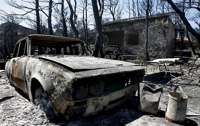 Nach den verheerenden Waldbränden der vergangenen zwei Tage hat sich die Lage in Griechenland leicht entspannt.