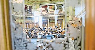 Gesucht Lobbyist. Der Kanton sucht jemand, der f&uuml;r eine bessere &laquo;Interessenvertretung des Kantons Wallis auf Bundesebene&raquo; sorgen soll.