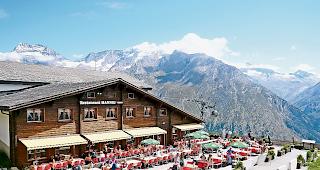 F&uuml;r das Restaurant &laquo;Hannig&raquo; wird ein neuer P&auml;chter gesucht.   Foto Saastal &shy;Tourismus AG