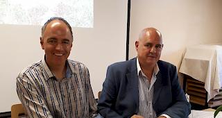 Die Kr&auml;fte b&uuml;ndeln. Am Freitag hat Staatsrat Christophe Darbellay das Partnerschaftsabkommen mit dem regionalen Landwirtschaftsinstitut des Aostatals unterzeichnet.