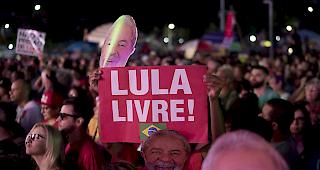 Wahltag 7. Oktober. Der ehemalige Pr&auml;sident Brasiliens Luiz In&aacute;cio Lula da Silva ist trotz seiner Gef&auml;ngnisstrafe als Kandidat f&uuml;r die Pr&auml;sidentschaftswahl ernannt worden.