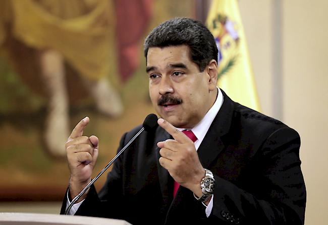 Versuchtes Attentat. War am Samstag nach eigenen Angaben während einer Militärzeremonie einem Mordanschlag entgangen: Venezuelas Präsident Nicolás Maduro.