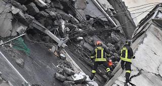 Die Feuerwehrleute haben ihre Arbeit aus Sicherheitsgr&uuml;nden vorl&auml;ufig eingestellt.