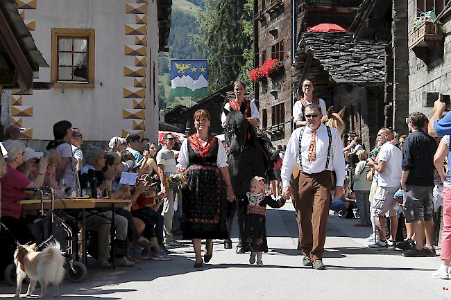 Impressionen vom Mitsommerfest in Evolène