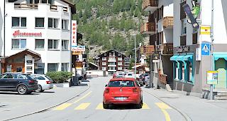 Saas-Almagell pr&auml;sentiert sich von seiner sch&ouml;nsten Seite.