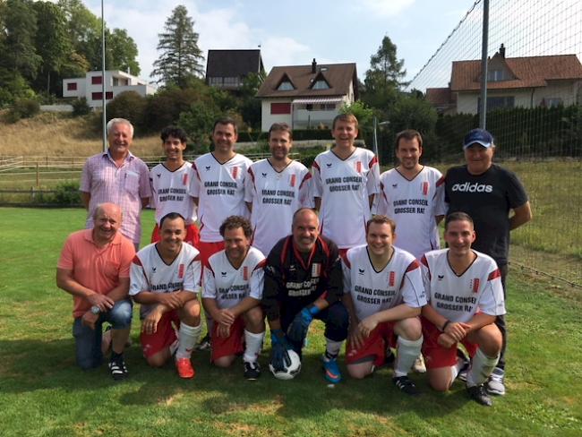 Die diesjährige Mannschaft des FC Grossrat Wallis