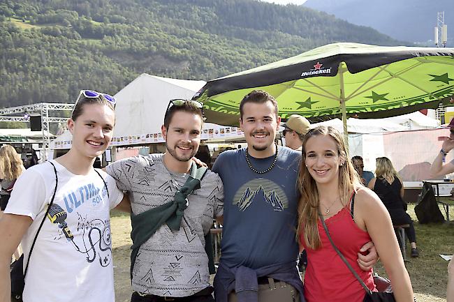 Sascha Abgottspon (19), Sandro Abgottspon (21),  Silvan Williner (22), alle aus Grächen, Rebecca Kalbermatten (25) aus Zermatt.