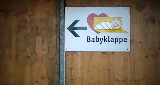 In einer K&ouml;lner Babyklappe ist die Leiche eines S&auml;uglings gefunden worden.