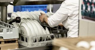 Im Gastgewerbe kam die Arbeitsstunde im Jahr 2016 auf 36,68 Franken.&nbsp;