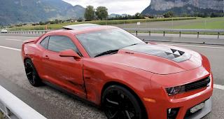 Ein 27-j&auml;hriger Lenker eines Chevrolet Camaro hat am Sonntagmorgen auf der Autobahn A13 zu heftig aufs Gas getreten. 