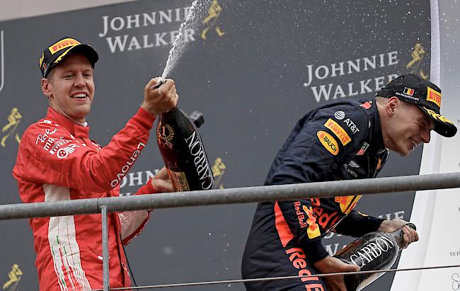 Sebastian Vettel gewann im Ferrari überlegen den Grand Prix von Belgien. Der Deutsche siegte vor Weltmeister und WM-Leader Lewis Hamilton im Mercedes.