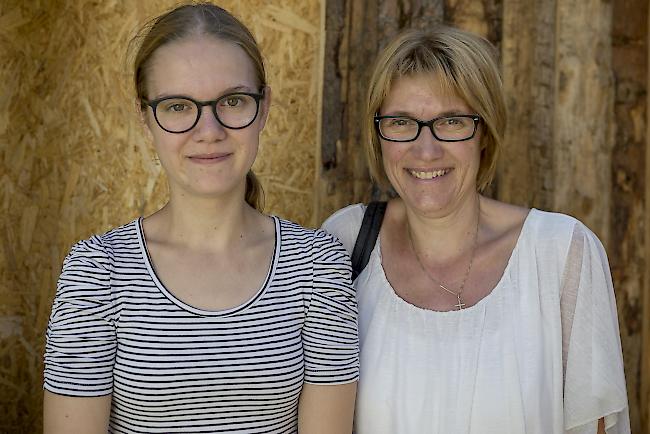 Marielle (16) und Sabine Jäger (44), Turtmann.